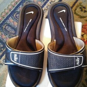 WOMENS TIMBERLAND SLIDES